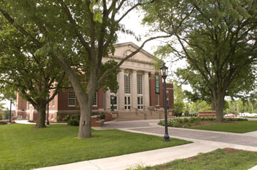 Hansen Student Center exterior