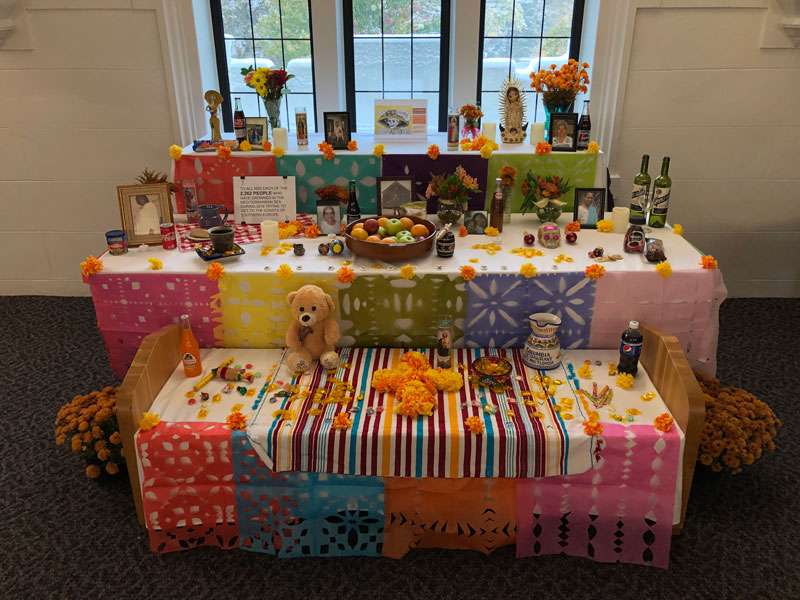 Day of the Dead table display