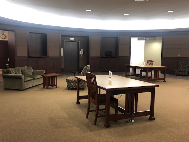 photo of furniture in the lower level rotunda