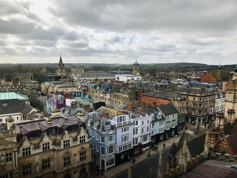 Illinois Wesleyan's partnership with Pembroke College, one of the 39 independent colleges which comprise the University of Oxford, is celebrating its 25th anniversary.