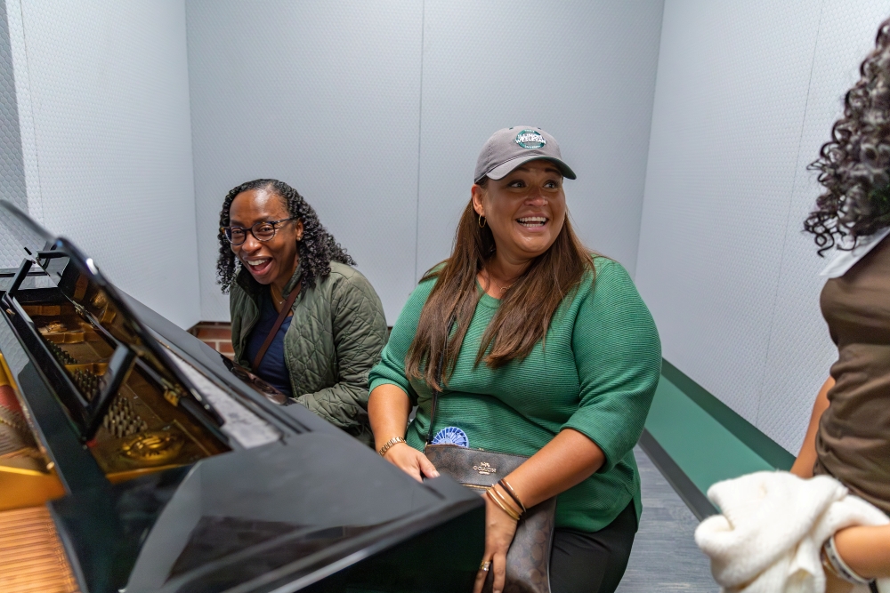 Silver Daniel and Nicole Scott