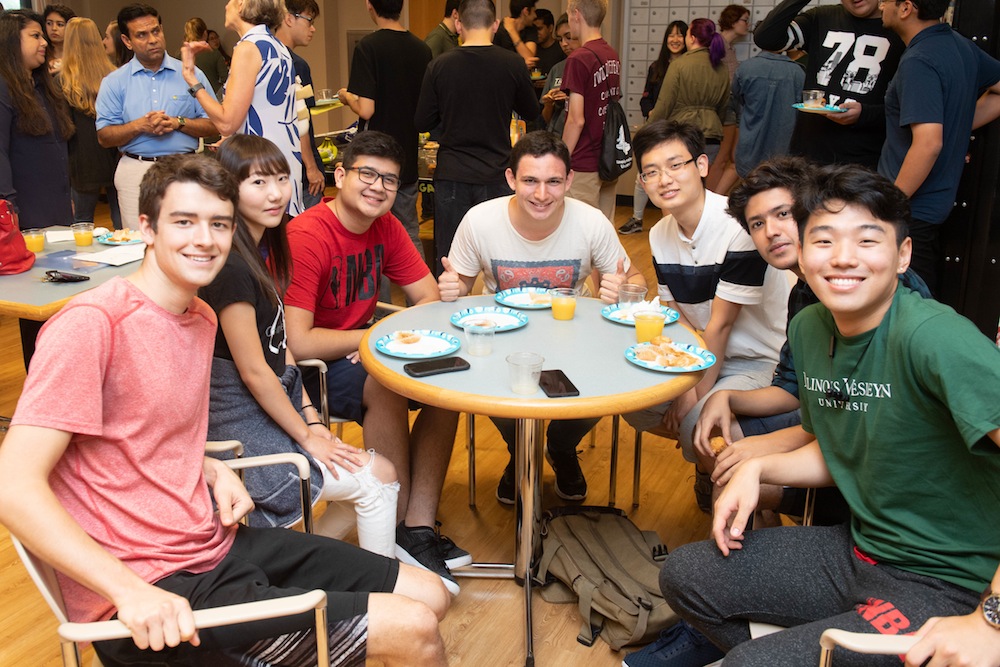 International students at Munch and Meet