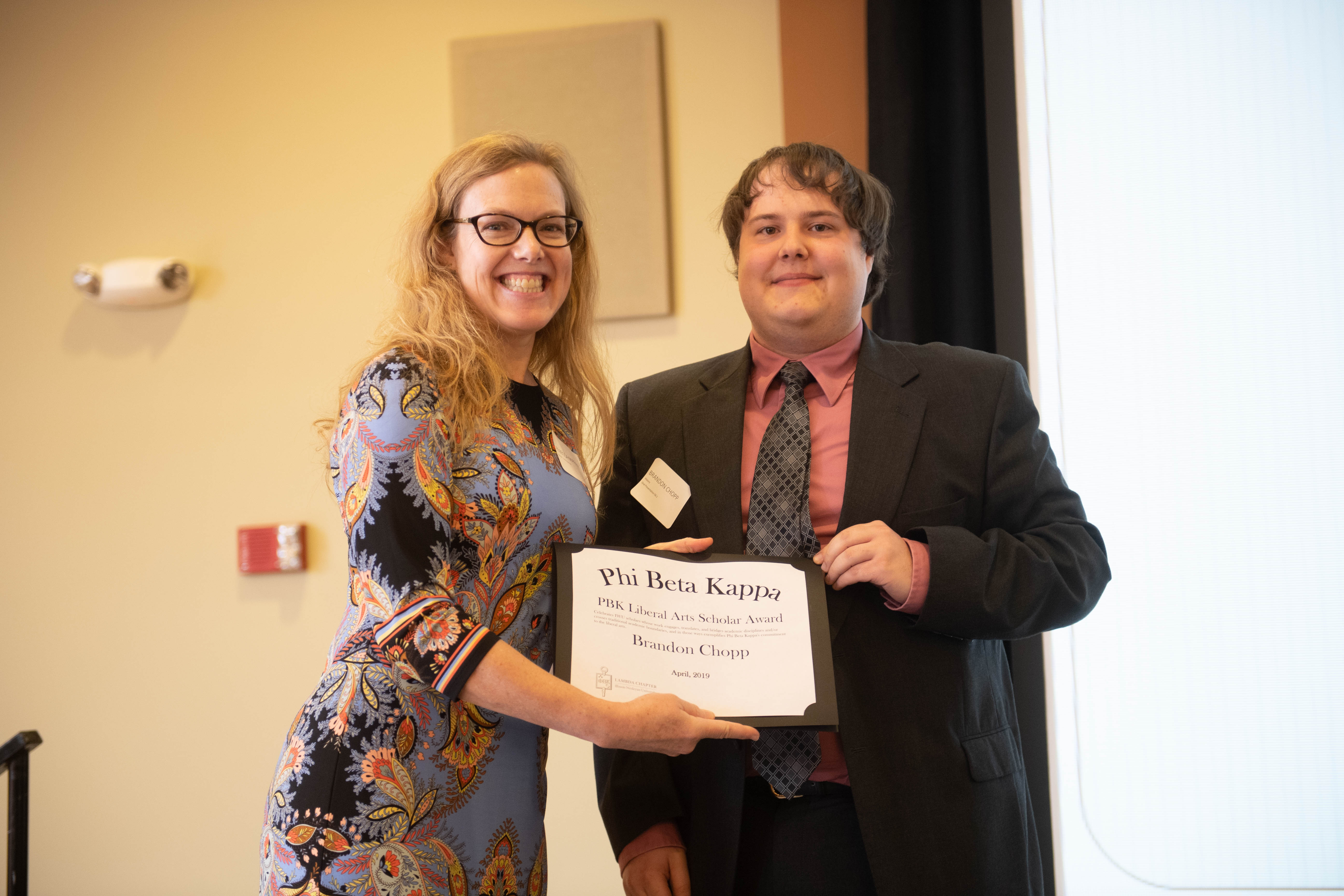 Reorganiseren Kunstmatig beetje Chopp '19 Earns Phi Beta Kappa Award for Frank Zappa Research | Illinois  Wesleyan