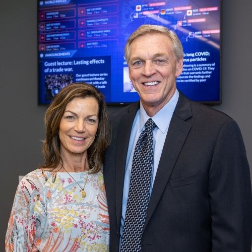 Greg Yess '82 Invests in Students through Gift of Bloomberg Finance Lab