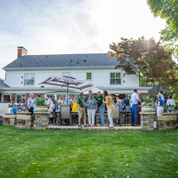 Community leaders, alumni and friends of Illinois Wesleyan University gathered for the IWU Associates