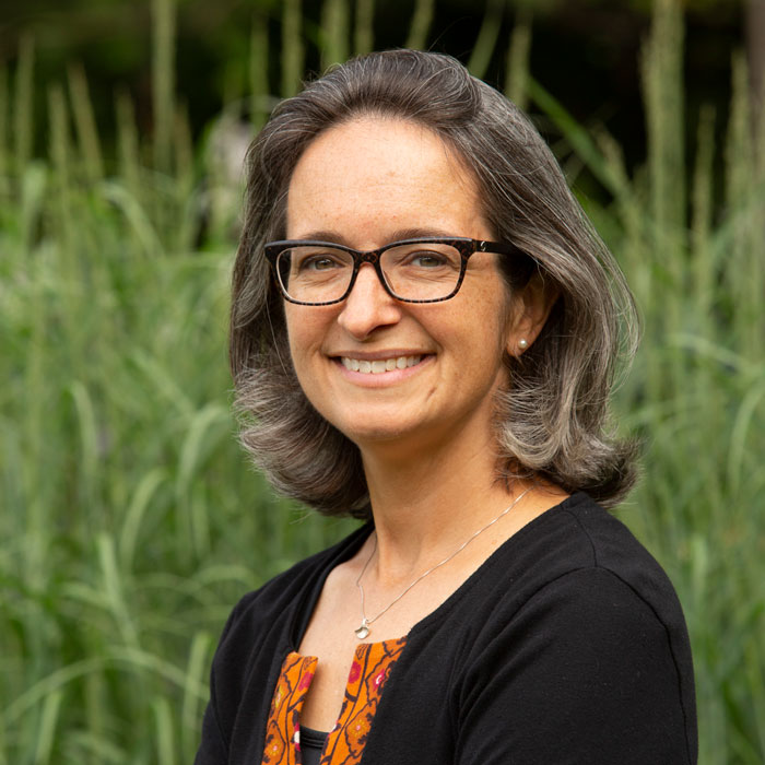 Dr. Joanne Diaz